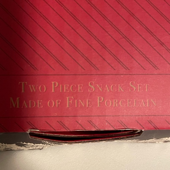 - Ridgefield Home nutcracker snack set - Picture 4 of 6